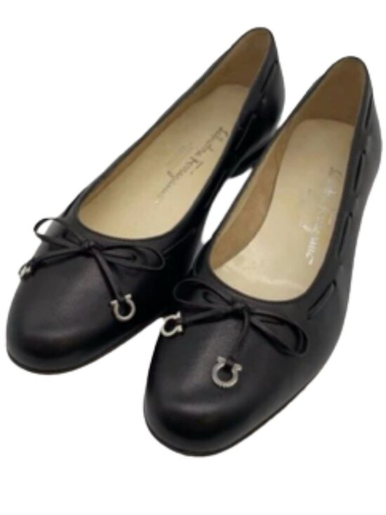 Salvatore Ferragamo Shoes - Salvatore Ferragamo Black Leather Designer Ballet Flat Shoes‎ Womens Sz 7 Luxury